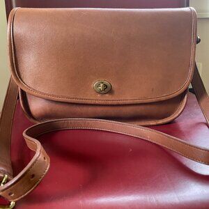 Vintage Coach 90s British Tan City Bag 9790